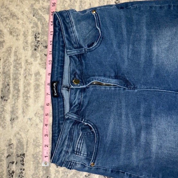 Bebe Bermuda Jean Shorts Size 30 Women Rolled Hem Stretch Comfy - Picture 7 of 8